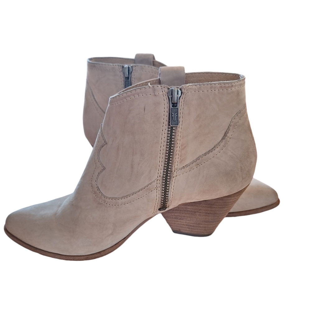 Frye Reina Sand Cream Leather Western Ankle Boots Booties Women's sz 8.5M - Picture 7 of 14